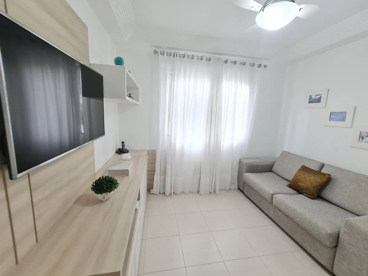 Apto 601 - 02 Quartos - Churrasqueira Sacada Balneario Camboriu Apartment