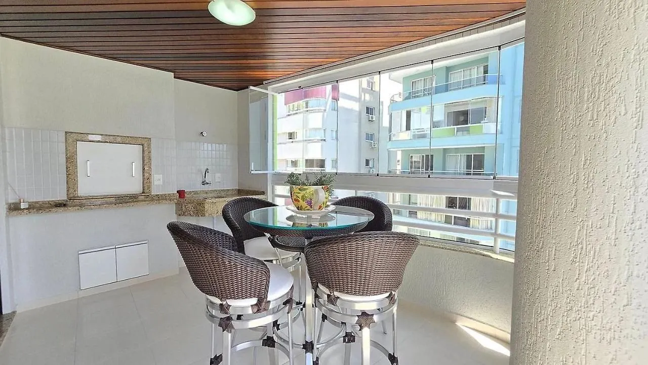 Apto 601 - 02 Quartos - Churrasqueira Sacada Balneario Camboriu Apartment